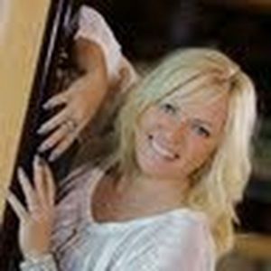 Meet your Posher, Gisela